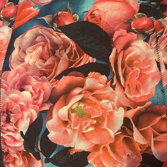 EUC Lululemon Secret Garden Hot Pink Floral Floral Tank - Picture 5 of 7